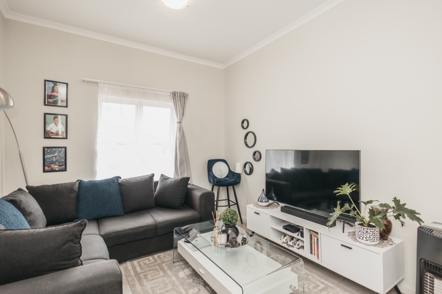 To Let 2 Bedroom Property for Rent in Haasendal Western Cape